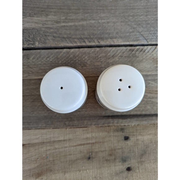 Vintage 1992 Terrace Blossoms Stoneware Salt and Pepper Set - Picture 4 of 6
